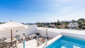 4 bedrooms Rio Real town house for sale