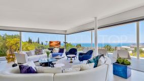 Modern architect-designed villa with stunning panoramic sea views.