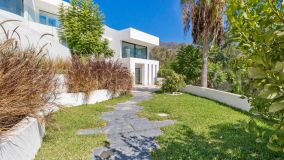 For sale Fuengirola villa with 5 bedrooms
