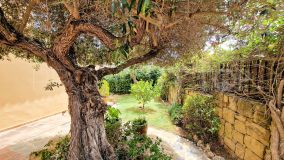 For sale villa in La Duquesa