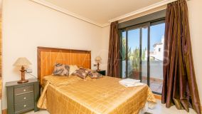 Apartamento en venta en La Resina Golf, Estepona Este