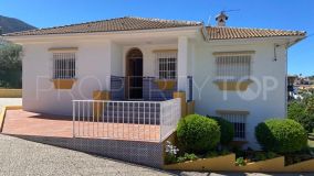 Villa for sale in Alhaurin el Grande with 3 bedrooms
