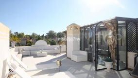 Penthouse in Guadalmina Alta for sale