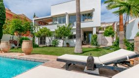 Villa en venta en Seghers, Estepona