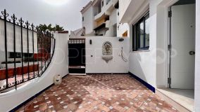Ground floor apartment for sale in Puerto de Cabopino with 2 bedrooms