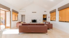 Atico duplex en venta en Riviera Andaluza con 3 dormitorios