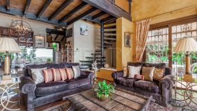 Villa de 4 dormitorios en venta en Los Naranjos