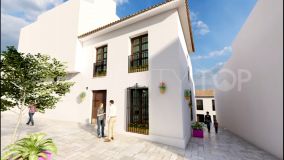 For sale town house in Estepona Old Town