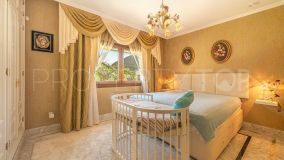 Apartamento de 4 dormitorios en venta en Las Lomas del Marbella Club