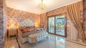 Apartamento de 4 dormitorios en venta en Las Lomas del Marbella Club