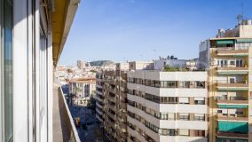 For sale apartment with 4 bedrooms in Alicante Centro