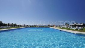 Buy penthouse in Puerto de Cabopino with 4 bedrooms