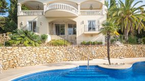 Villa for sale in Marbella Hill Club