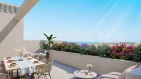 New penthouse with large solarium in Estepona Golf.