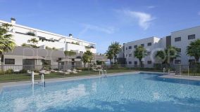 New residential complex a few meters from the beach, in Estepona.