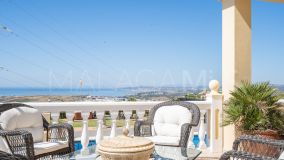 Villa for sale in Los Reales - Sierra Estepona, Altos de Estepona