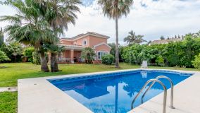 Villa zu verkaufen in Don Pedro, Estepona