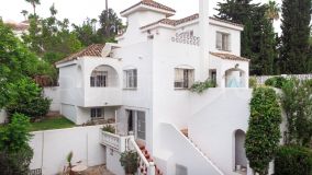 Villa for sale in Los Naranjos Hill Club with 5 bedrooms