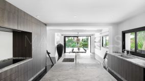 Villa for sale in Marbella Hill Club, Marbella Golden Mile