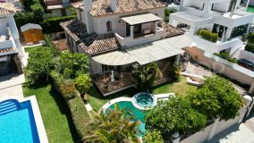 For sale villa in Las Chapas with 5 bedrooms