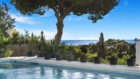 Villa for sale in Elviria, Marbella East