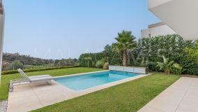 Villa for sale in Santa Clara, Marbella East