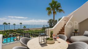 Fully renovated top quality 4-bedroom penthouse in Dominion Beach. Estepona