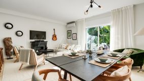 Radhus for sale in Los Naranjos Country Club, Nueva Andalucia