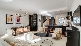 Radhus for sale in Los Naranjos Country Club, Nueva Andalucia