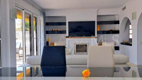 Markplanslägenhet for sale in Nueva Andalucia, Marbella
