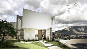 Villa for sale in La Mairena, Marbella Est