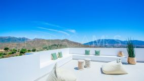 Villa for sale in La Mairena, Marbella Est