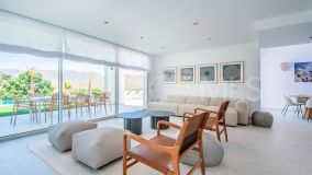 Villa for sale in La Mairena, Marbella Est