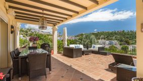 Villa en venta en Los Arqueros, Benahavis