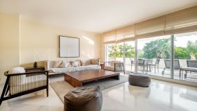 Apartamento en venta en Los Granados Golf, Nueva Andalucia