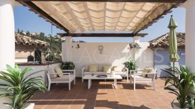 Penthouse for sale in Los Arqueros, Benahavis