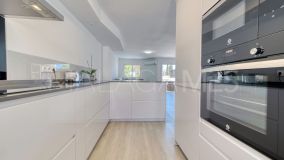 Reihenhaus zu verkaufen in Los Naranjos, Nueva Andalucia