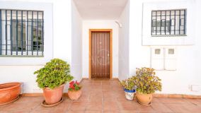 Reihenhaus zu verkaufen in Los Naranjos, Nueva Andalucia