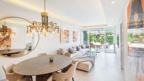 Lägenhet for sale in Nueva Andalucia, Marbella
