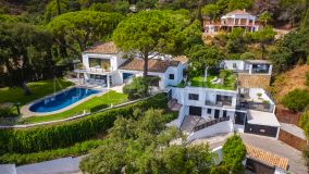Villa for sale in El Madroñal, Benahavis