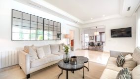 Villa for sale in Nueva Andalucia, Marbella