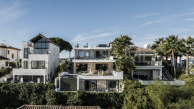 Villa for sale in Nueva Andalucia, Marbella