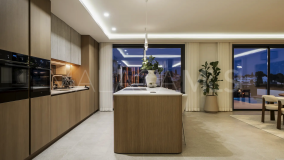 Villa for sale in Nueva Andalucia, Marbella