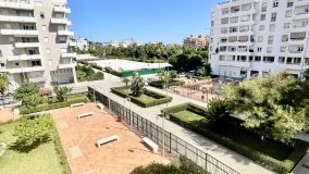 Apartment for sale in La Campana, Nueva Andalucia