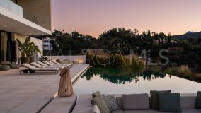 Villa for sale in El Madroñal, Benahavis
