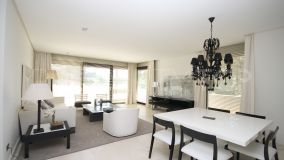 Contemporary large apartment in small community next to Valderrama Golf Club
