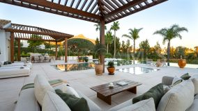 Villa zu verkaufen in La Cerquilla, Nueva Andalucia