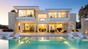 Villa for sale in La Quinta, Benahavis