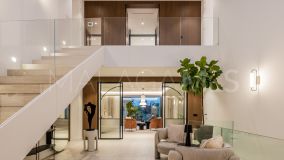 Villa for sale in El Rosario, Marbella East