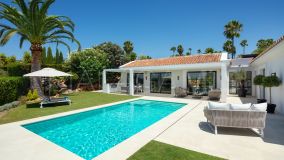 Villa for sale in Nueva Andalucia, Marbella